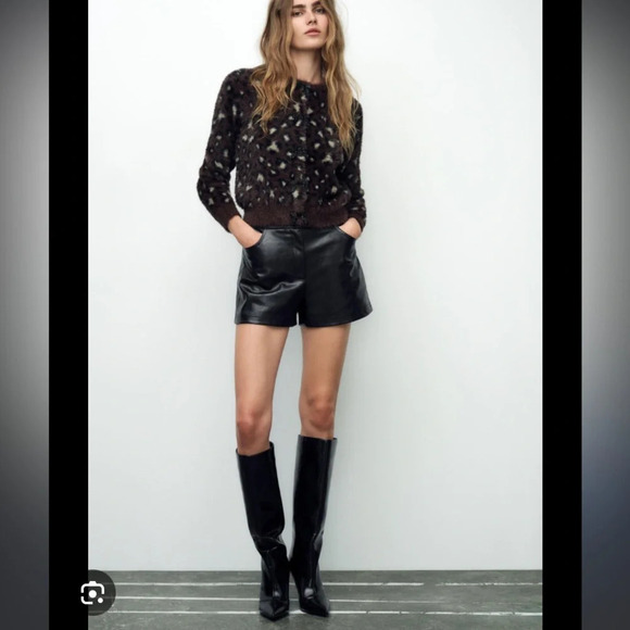 Zara belted high waisted faux leather black classic shorts blogger fav spring - Picture 1 of 5